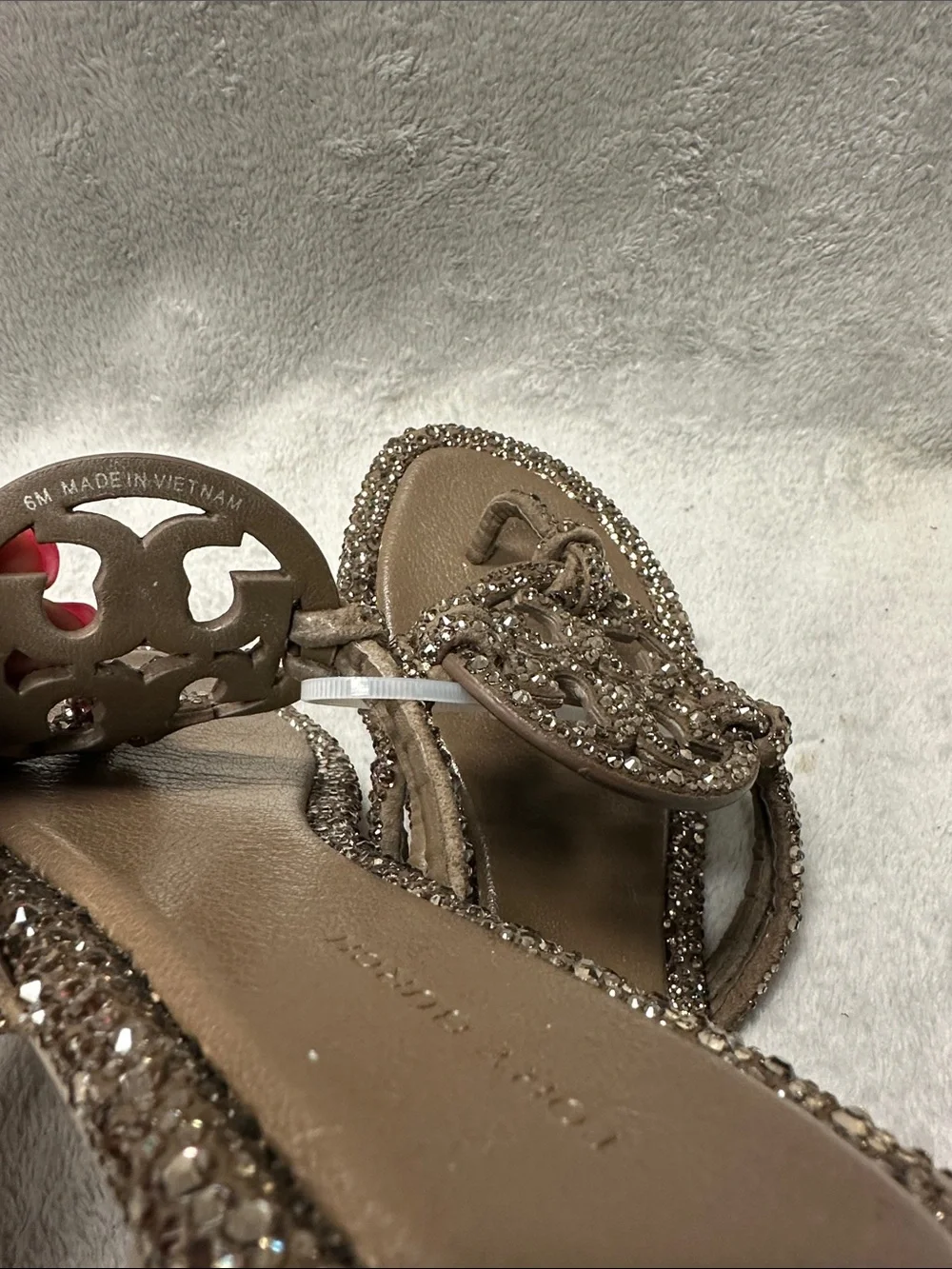 Tory Burch Miller Knotted Pavé Thong Sandals Size 6